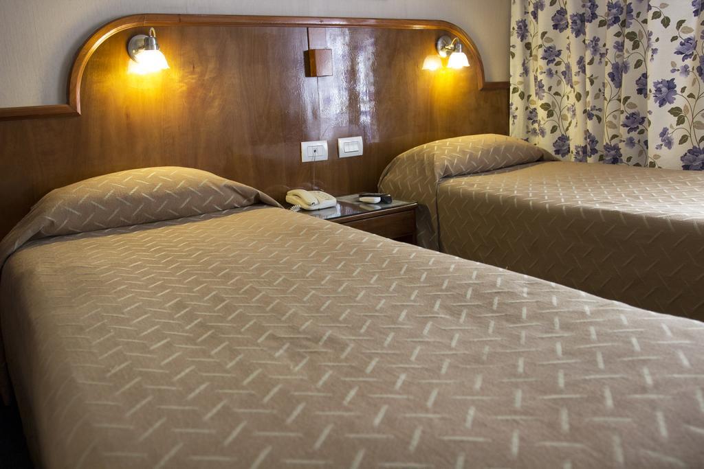 Hotel Orly Кориентес Стая снимка