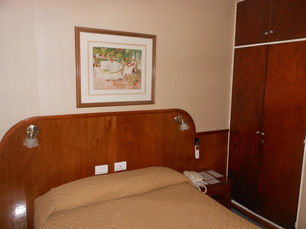 Hotel Orly Кориентес Стая снимка